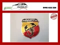 Časť predného znaku Abarth