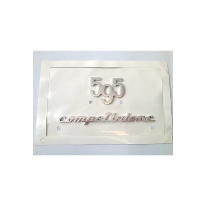 Chrómové logo 595 a Competizione