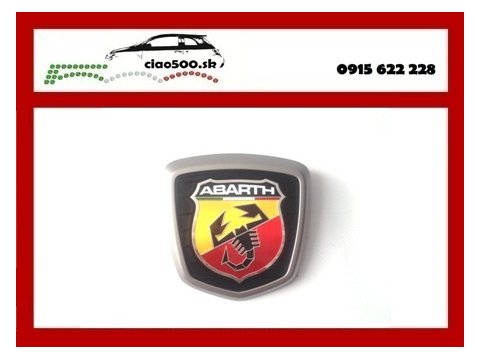 Zadný znak Abarth s matným lemom